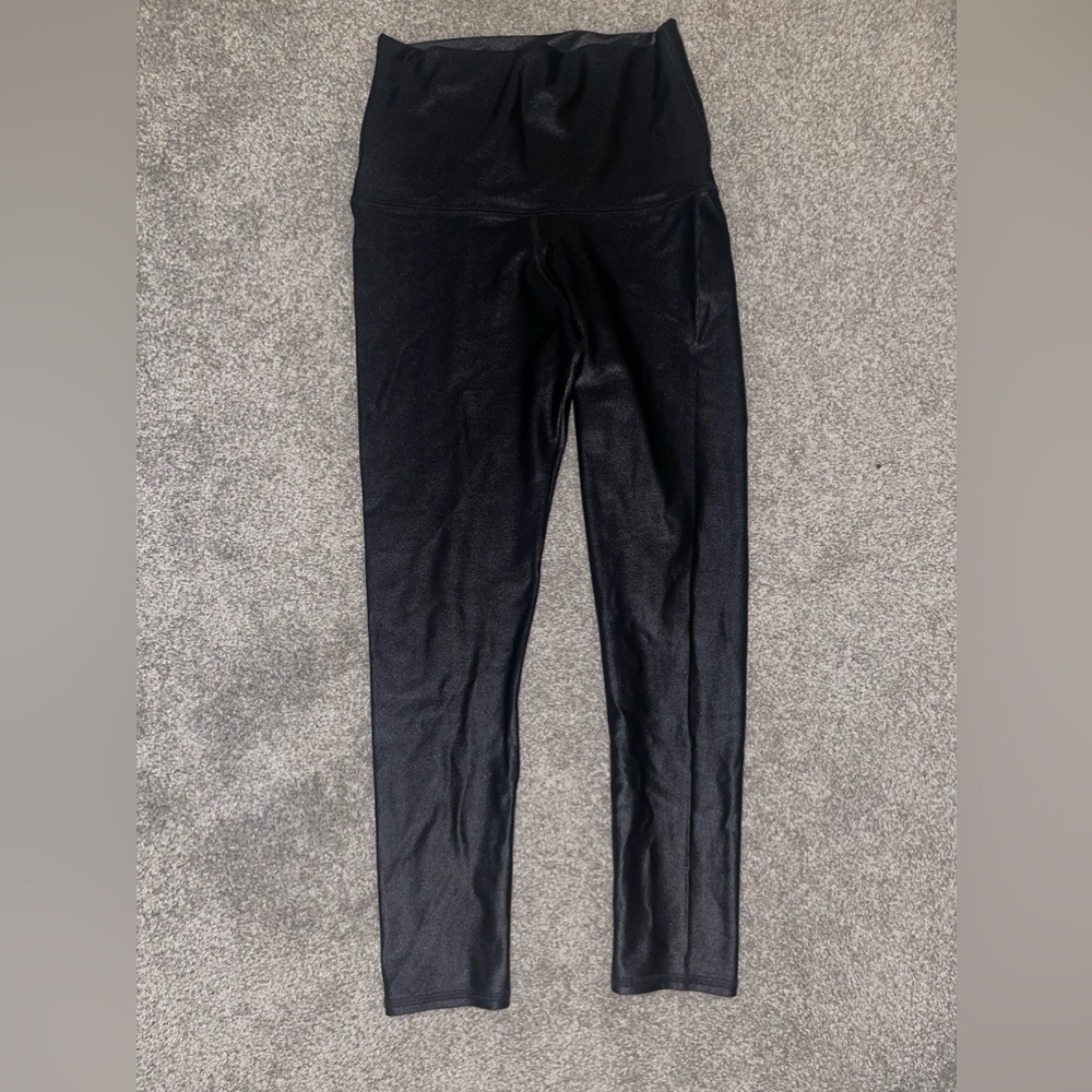 Black leggings